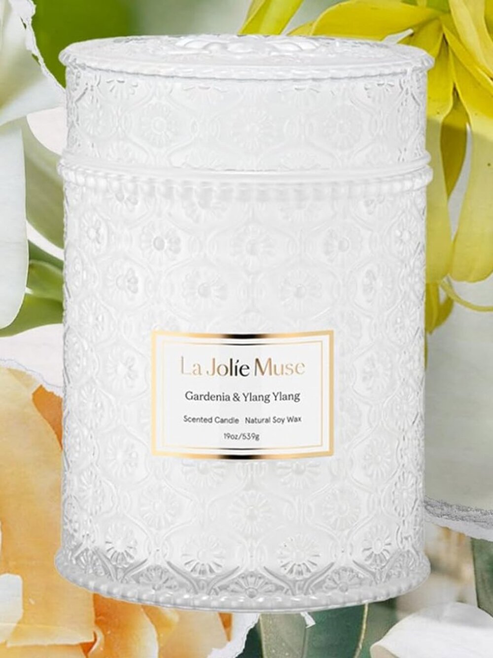 LA JOLIE MUSE Gardenia & Ylang Ylang Soy Candle 19 oz Brand New in Box NIB